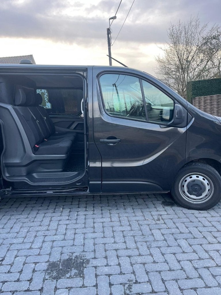 Dubbel cabine 6 pl, Autos, Renault, Phares entièrement LED, Boîte manuelle, Entretenue par le concessionnaire, Diesel