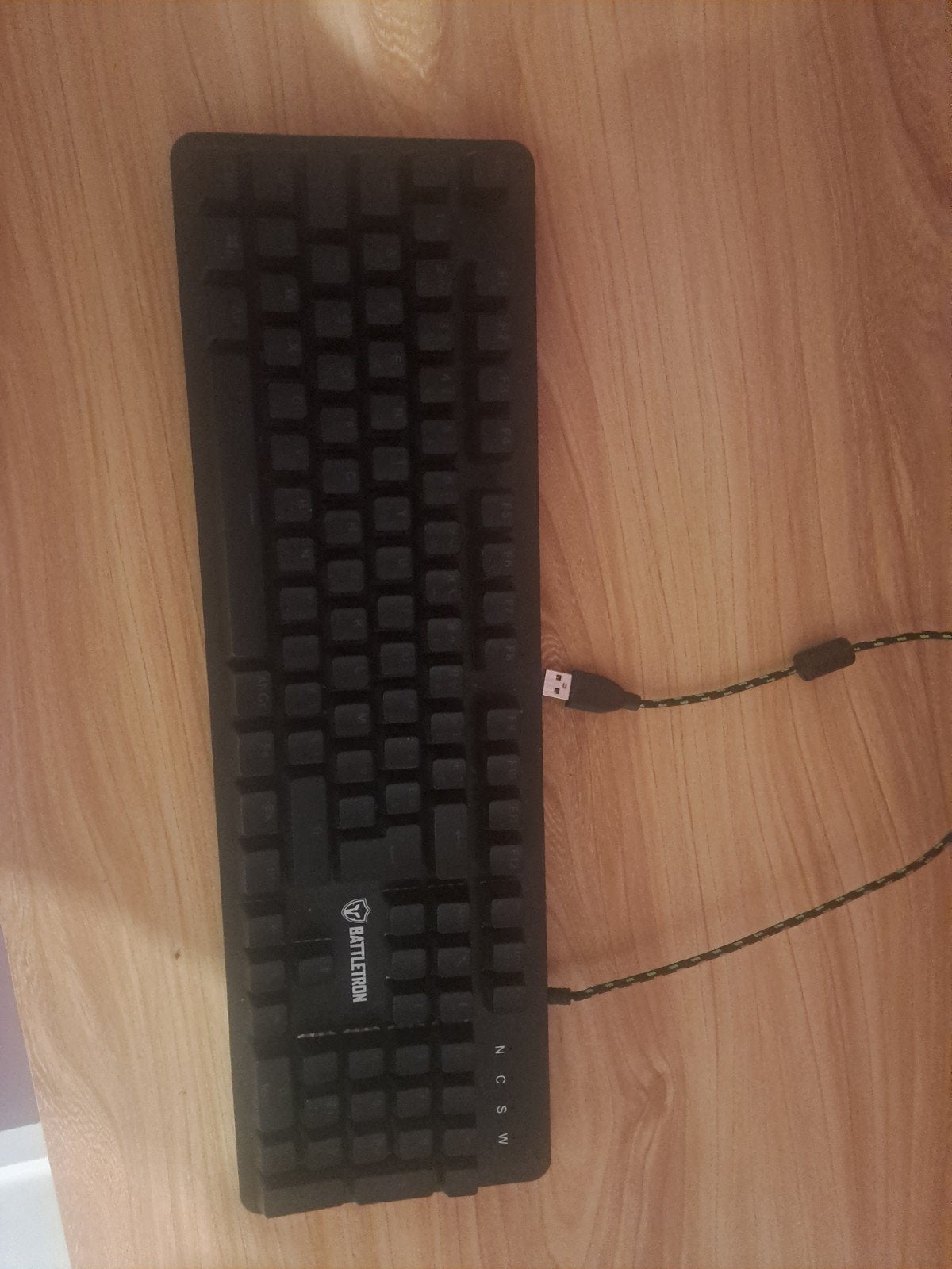 battletron gaming keyboard, Computers en Software, Toetsenborden, Battletron, Plug-and-play, Azerty, Ophalen of Verzenden