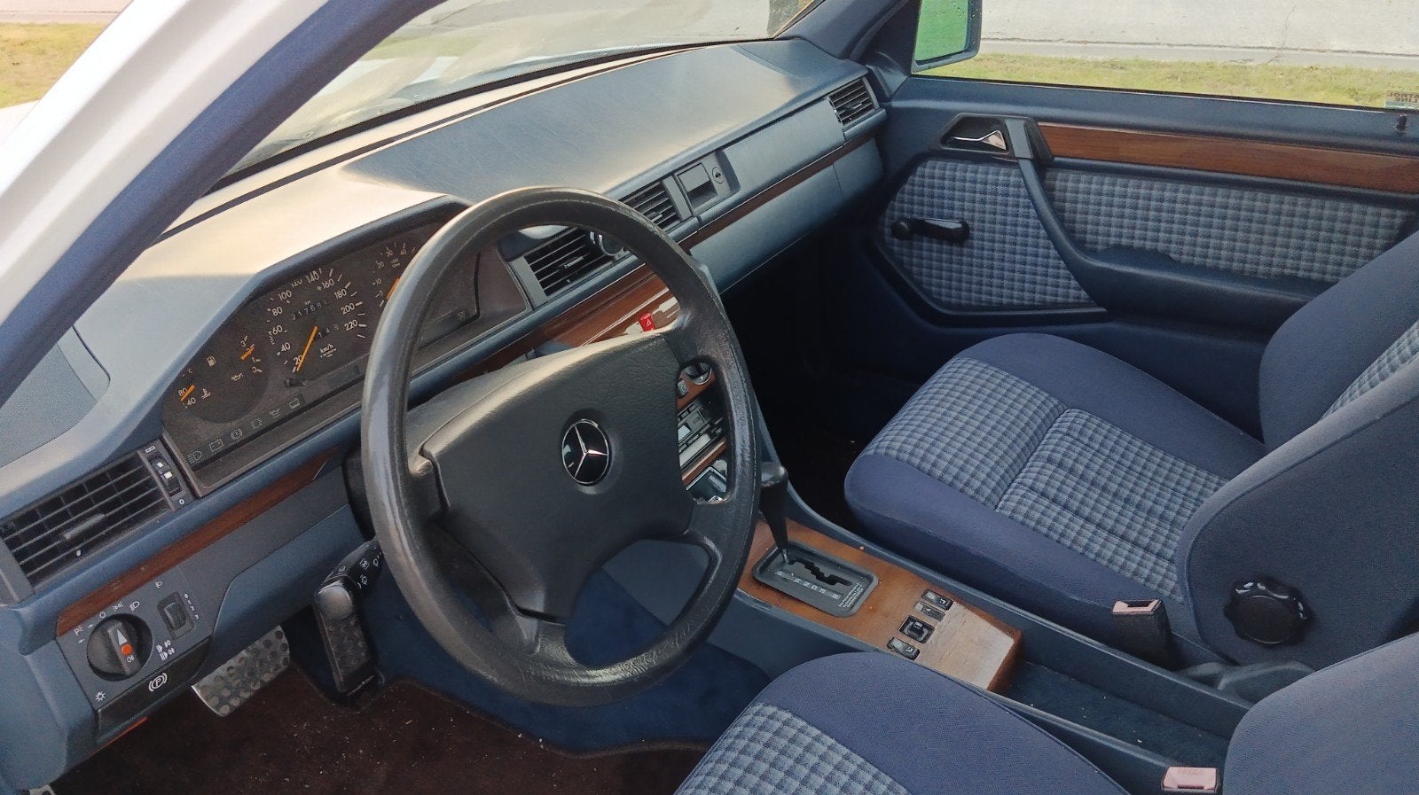 Mercedes-Benz W124 E300 Turbo Diesel Automaat Eerste eigenaa, foto 7