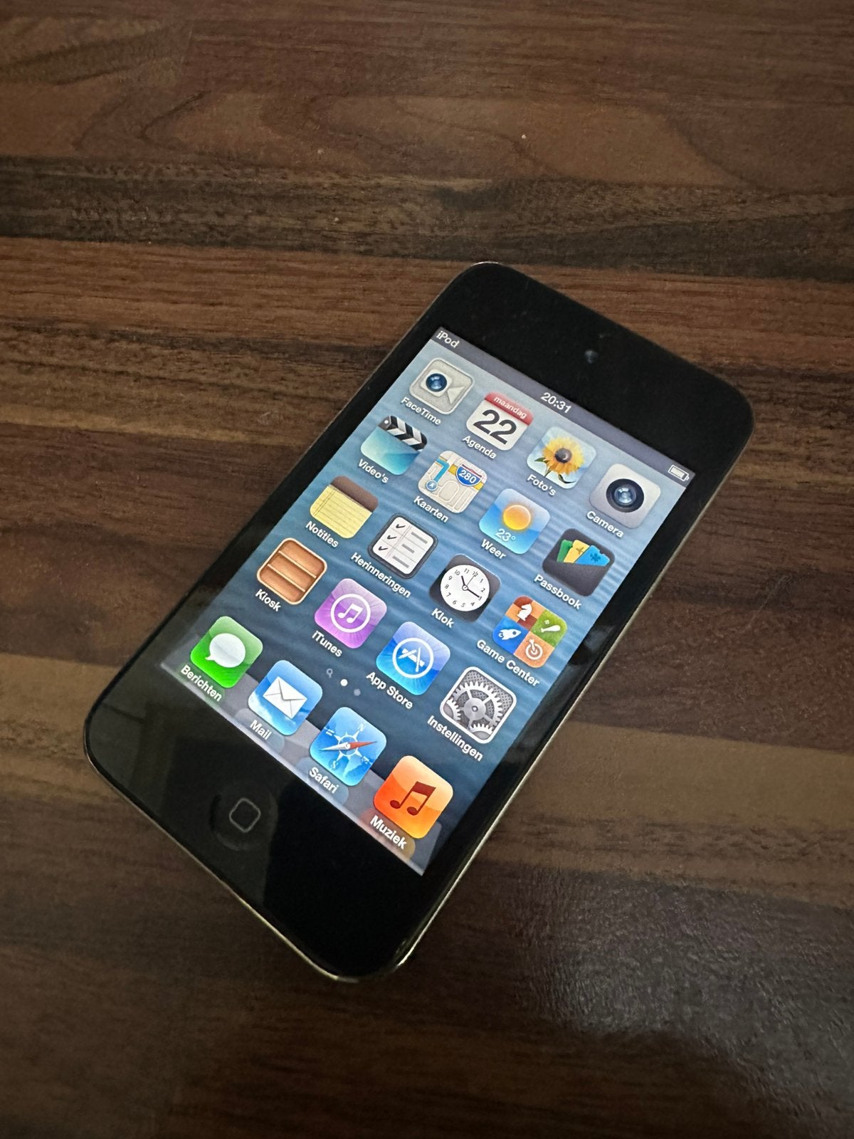 Apple iPod Touch 8GB, Audio, Tv en Foto, Mp3-spelers | Apple iPod, Touch, Zwart, Ophalen of Verzenden, Zo goed als nieuw