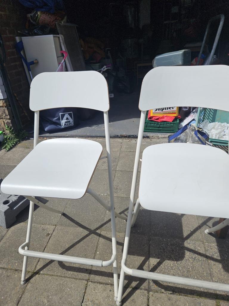 2 chaises 20 euro très bonne état, Maison & Meubles, Enlèvement, Comme neuf