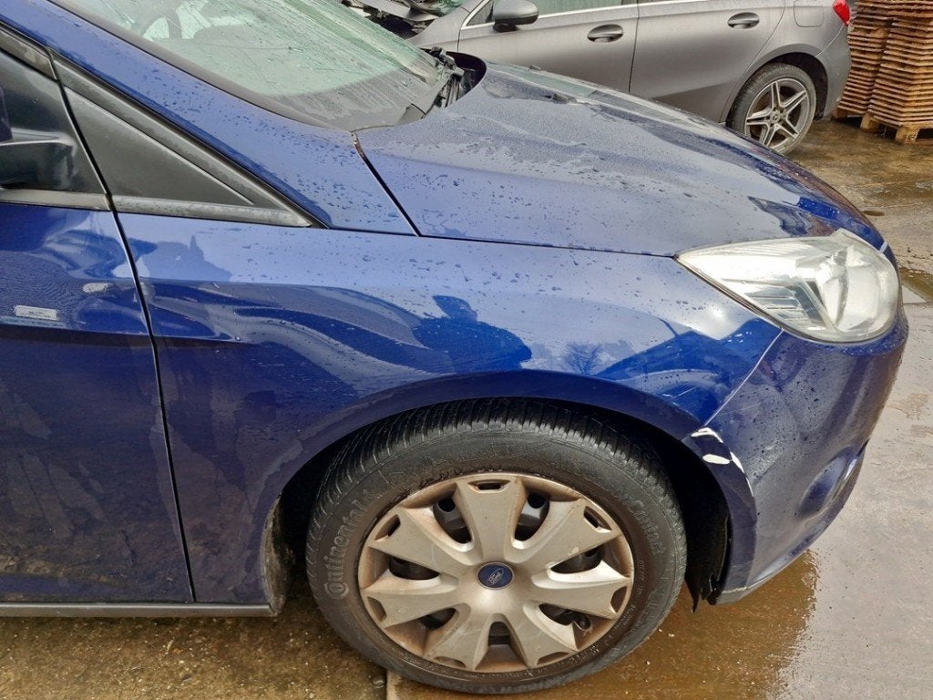 AILE AVANT DROITE Ford Focus 3 Wagon (|PBM51A16008AG|), Autos : Pièces & Accessoires, Garde-boue, Avant, Henry-Ford-Straße  1
50735  Köln, DE