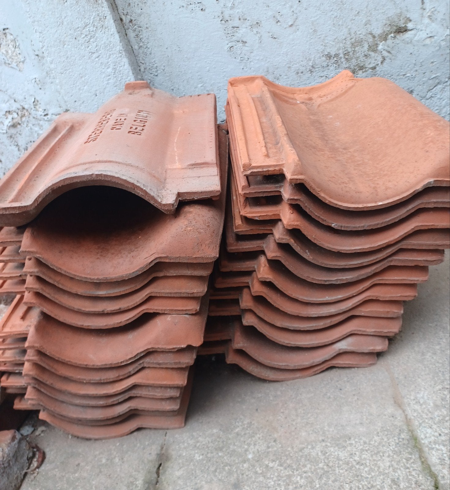 Rode boomse dakpannen gratis, 23 stuks, Bricolage & Construction, Enlèvement, Tuiles