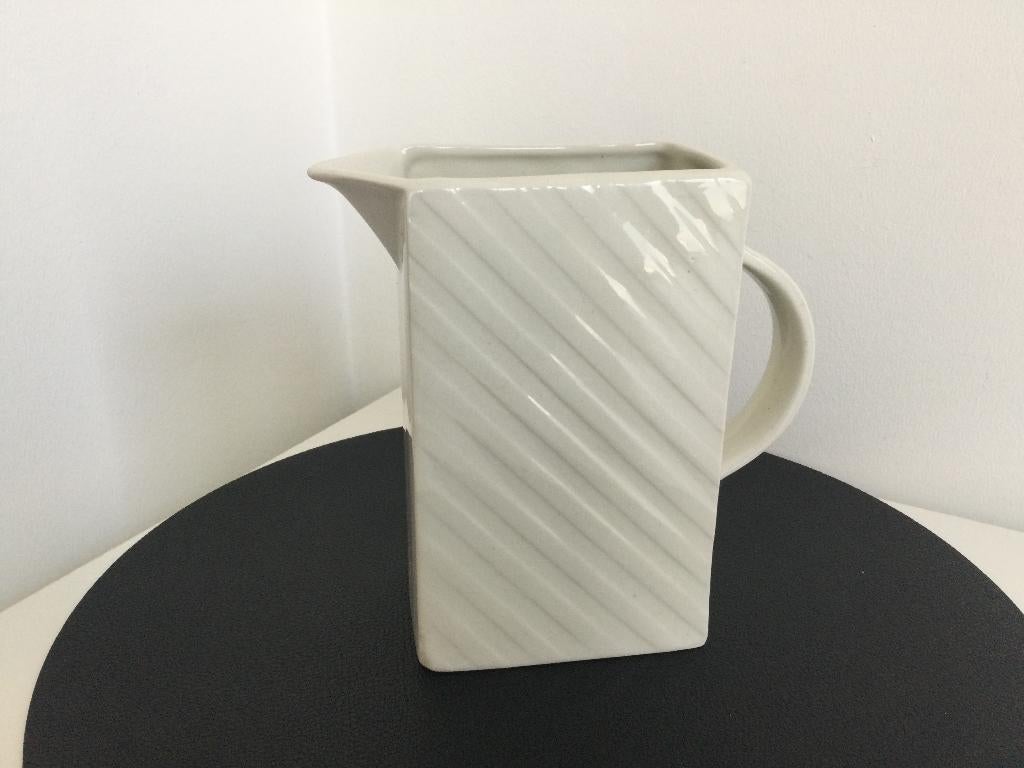 Très joli pot à lait/cruche Burleigh Ironstone, Enlèvement