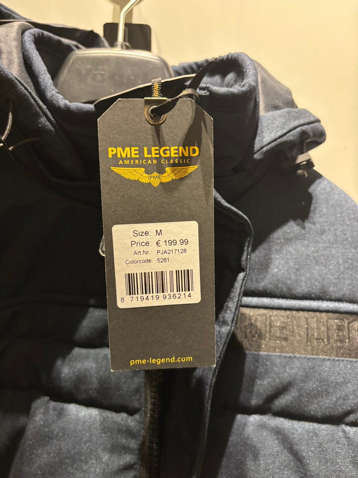VINTED: ARMANII66, Kleding | Heren, Bodywarmers, Verzenden, Zo goed als nieuw