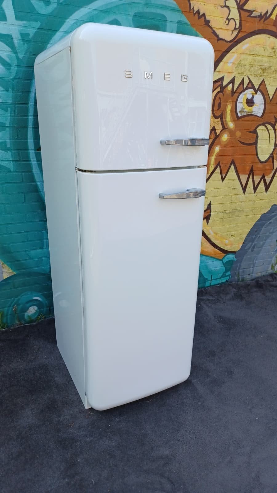 Nouveau Smeg, 166, livraison possible, garantie !, Electroménager, Neuf, Avec compartiment congélateur, 160 cm ou plus, Enlèvement