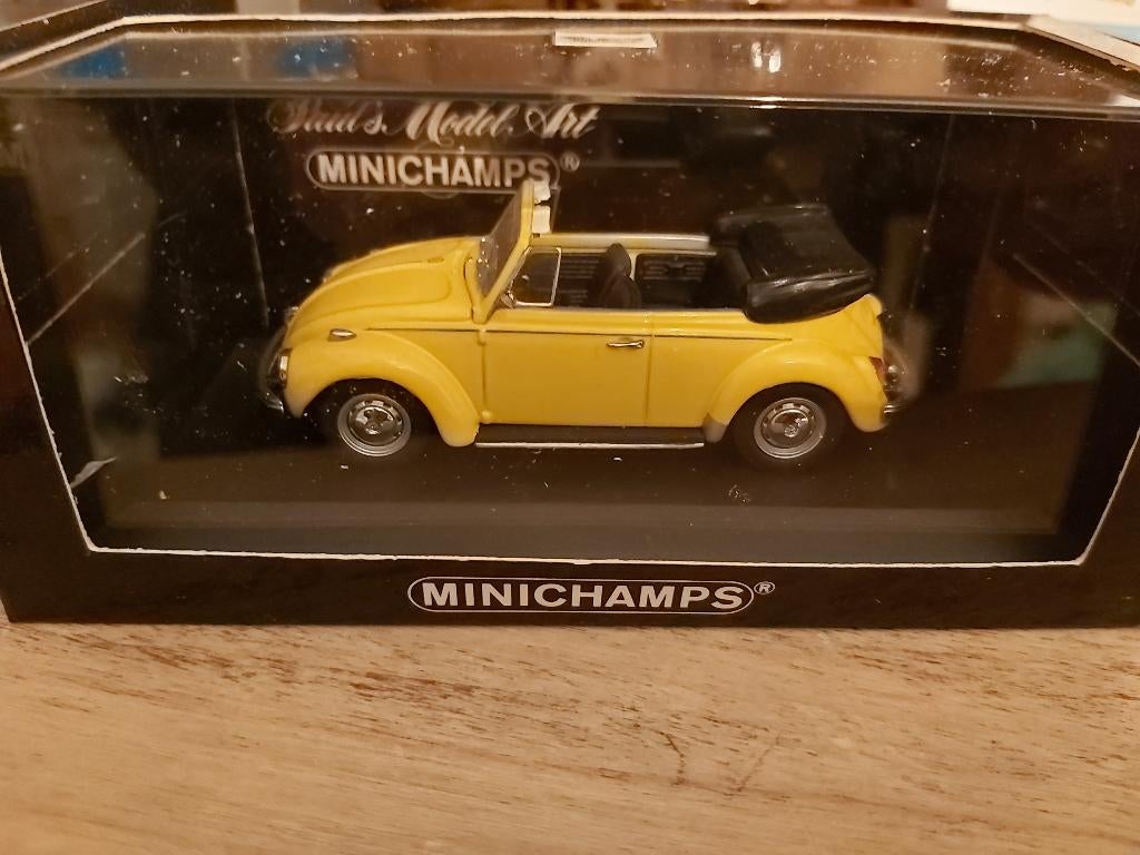 Minichamps VW 1302 Cabriolet 1970-72 Yellow 1/43, Ophalen of Verzenden, Nieuw, Auto, MiniChamps