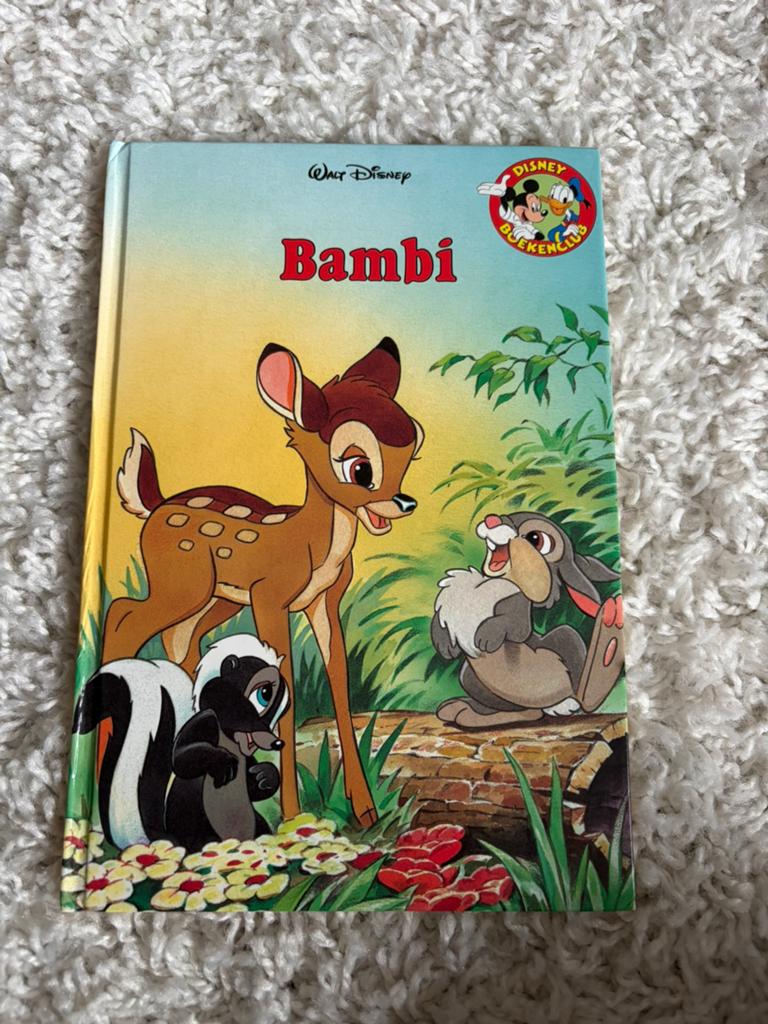 Disney boekenclub - Bambi, Boeken, Ophalen of Verzenden, Gelezen, Jongen of Meisje, Fictie algemeen