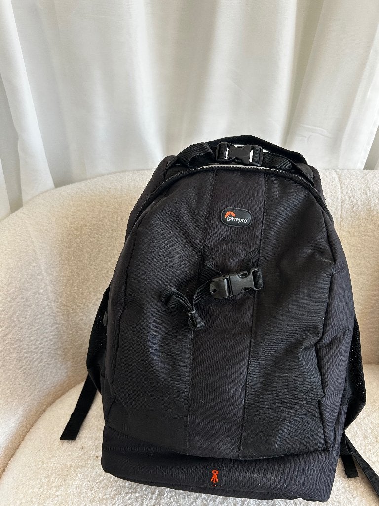 Cameratas Lowepro, Audio, Tv en Foto, Foto | Cameratassen, Ophalen, Lowepro, Zo goed als nieuw, Zwart