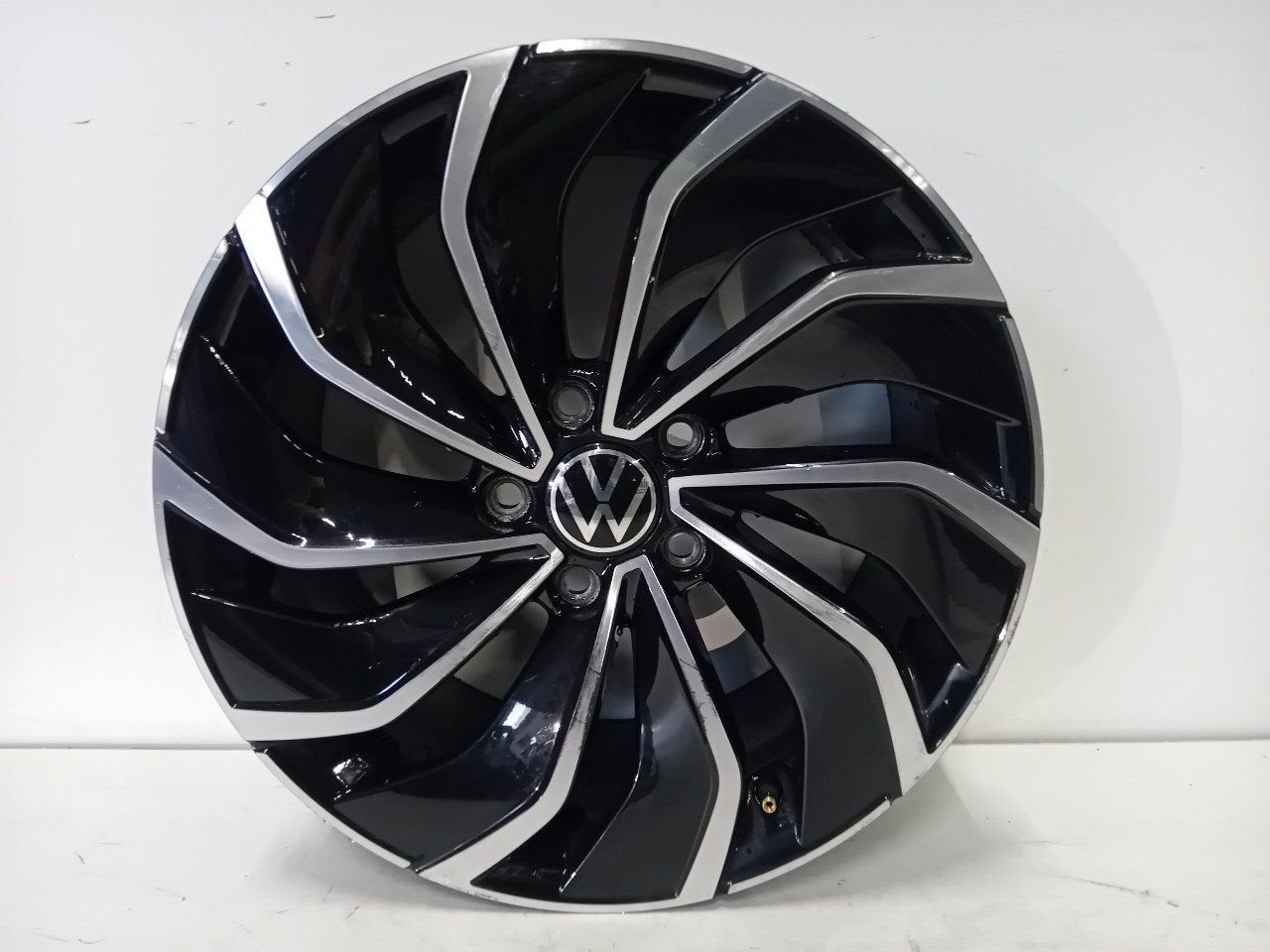 Velg Volkswagen Golf, Auto-onderdelen, Onderdelen@venauto.nl, Van der Ven Autorecycling B.V., Gebruikt, Ettenseweg 76, 4706 PB Roosendaal, The Netherlands