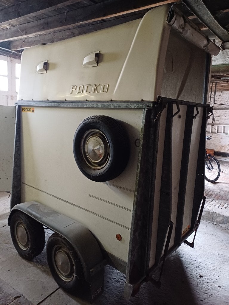 Paardentrailer, Dieren en Toebehoren, Ophalen, Gebruikt, 1½-paards trailer
