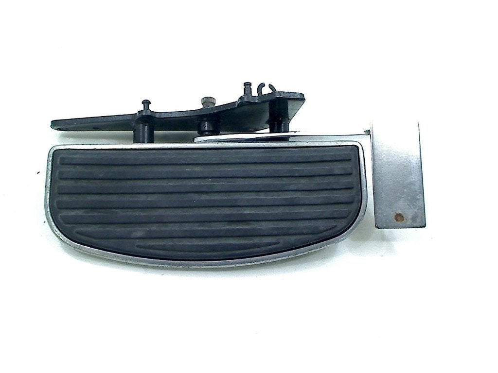 VOETSTEUN RECHTS VOOR Kawasaki (34003-1449), Dhr. S. di Majo, Gebruikt, Info@cama-motorparts.nl, P.J. Troelstraweg 8 8
3144 CX  MAASSLUIS, NL