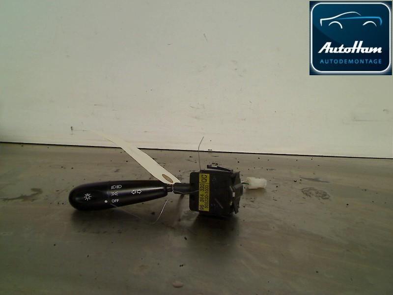 COMMUTATEUR CLIGNOTANT Daewoo / Chevrolet Matiz (96314332), Utilisé, Daewoo