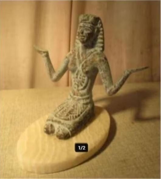 Prachtig Oosters Stenen Beeld - 16cm, Ophalen of Verzenden, Steen of Keramiek, Beeld, Vrouw
