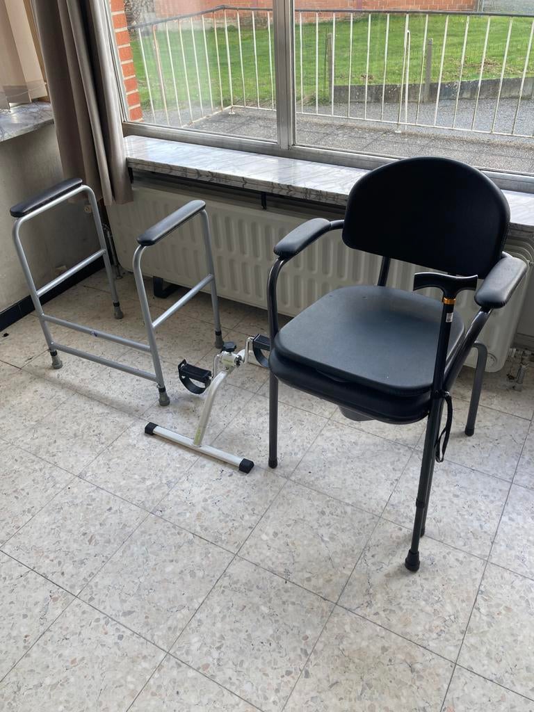 siège de toilette Cadre de marche Virtufit, Enlèvement, Comme neuf