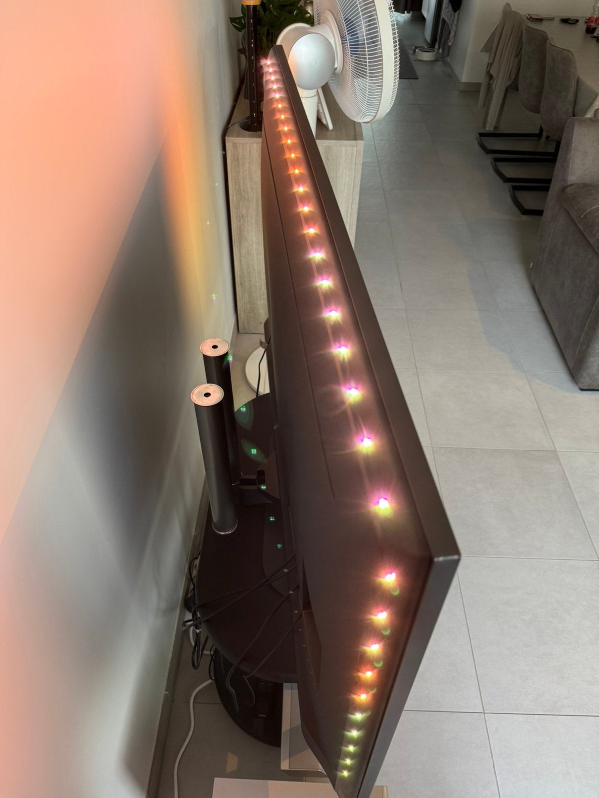Weg wegens verhuis kleiner woning, TV, Hi-fi & Vidéo, Télévisions, Philips, QLED, 120 Hz, Comme neuf