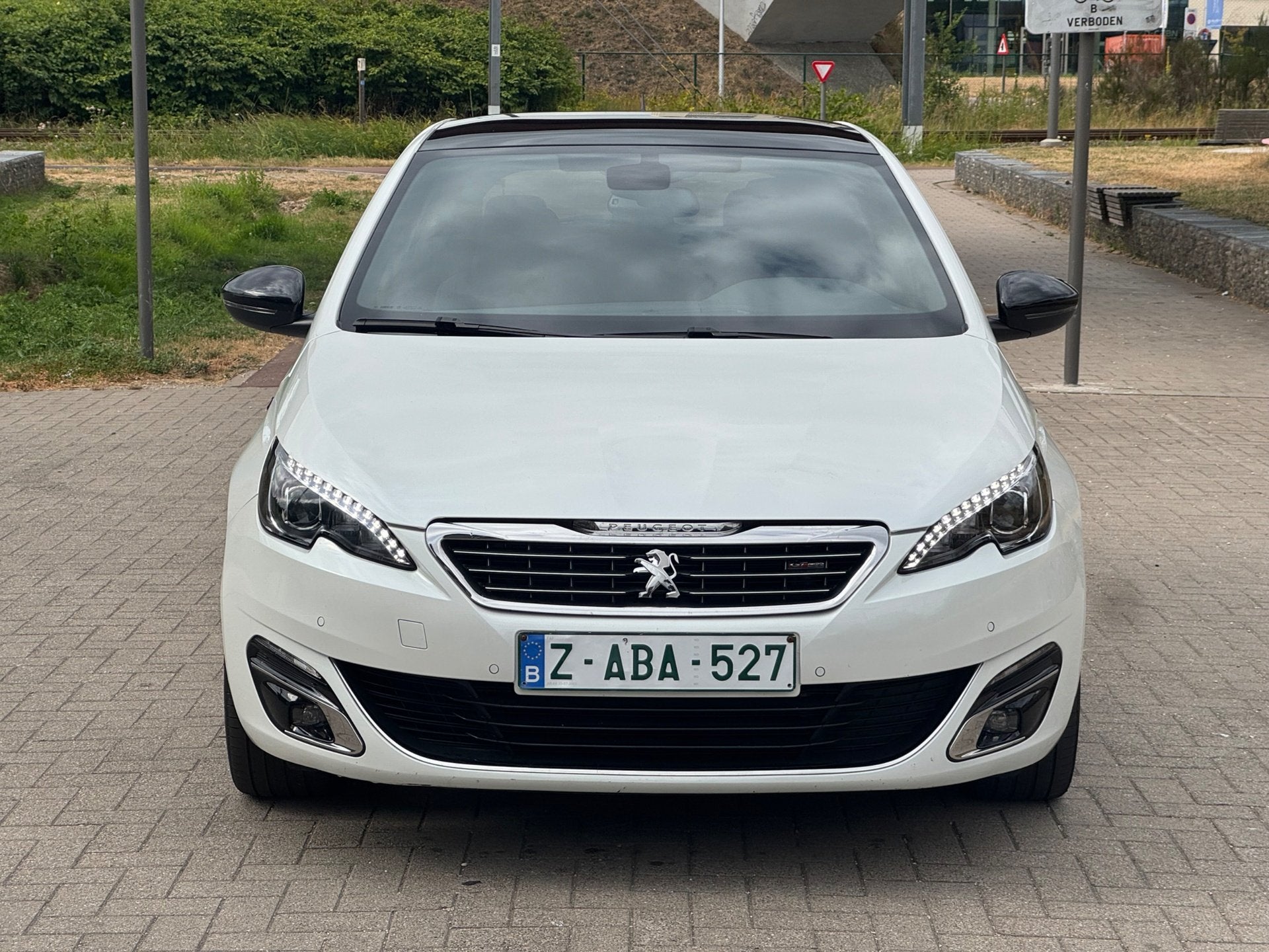 Peugeot 308 GT-LINE | Automaat | Benzine | Euro 6b, Auto's, Automaat, https://public.car-pass.be/vhr/49dab23b-48ec-47a7-adbf-811c7ab9e57c