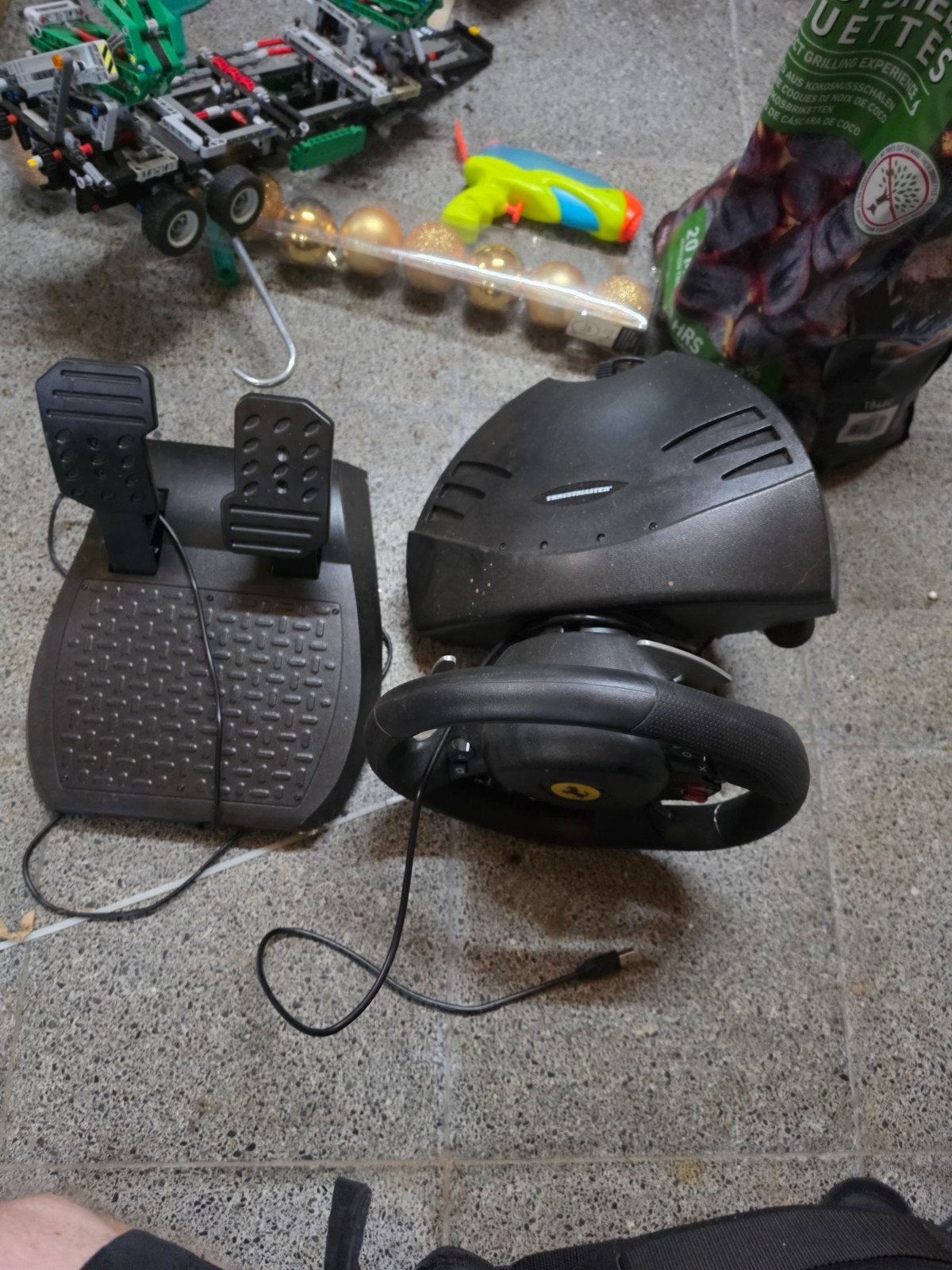 Thrustmaster t80 rw ferrari 488 gtb stuur en pedalen, Enlèvement, Comme neuf, TCA & Thrustmaster