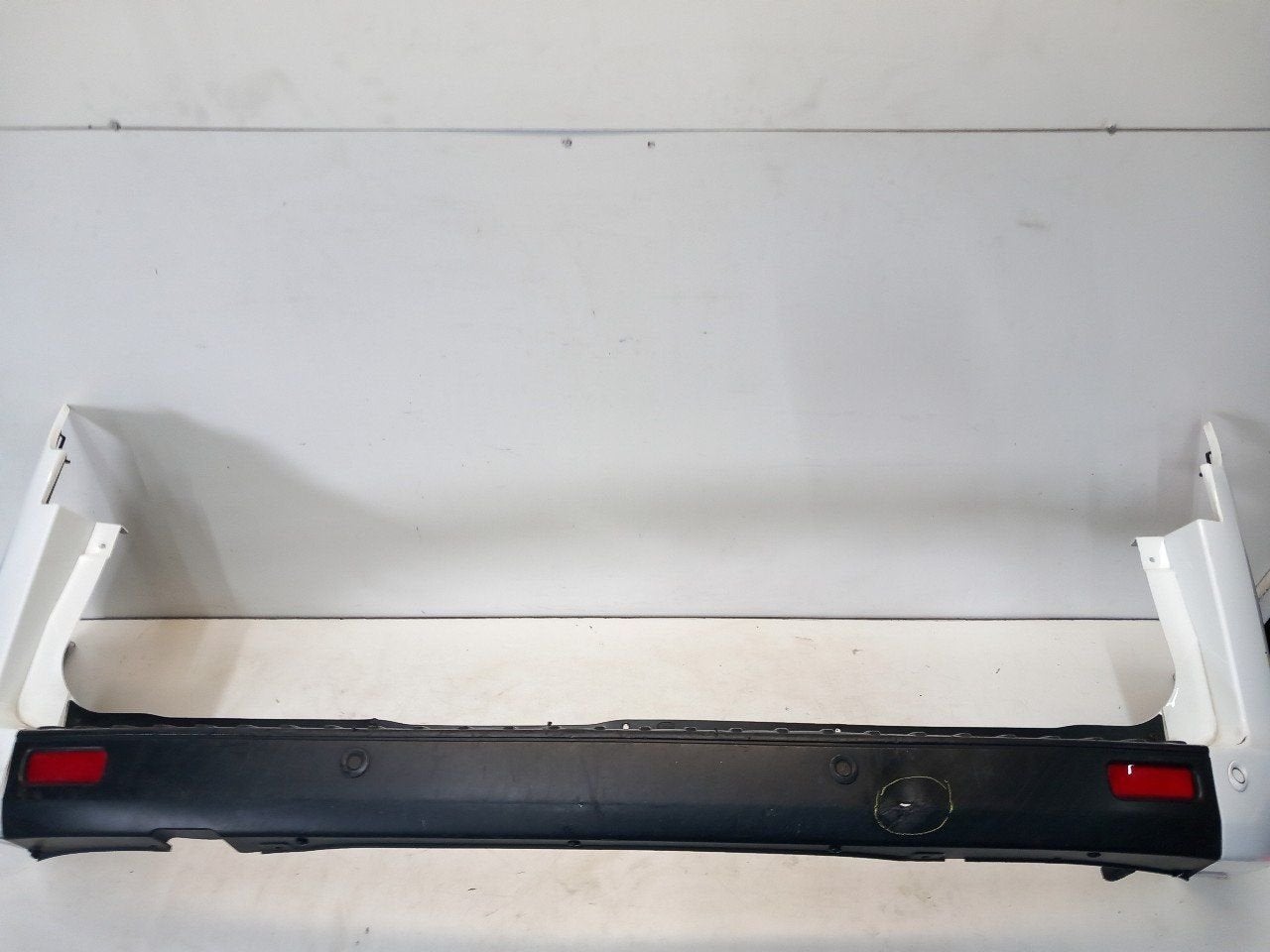 Bumper achter Ford Transit, Onderdelen@venauto.nl, Van der Ven Autorecycling B.V., Arrière, Ettenseweg 76, 4706 PB Roosendaal, The Netherlands