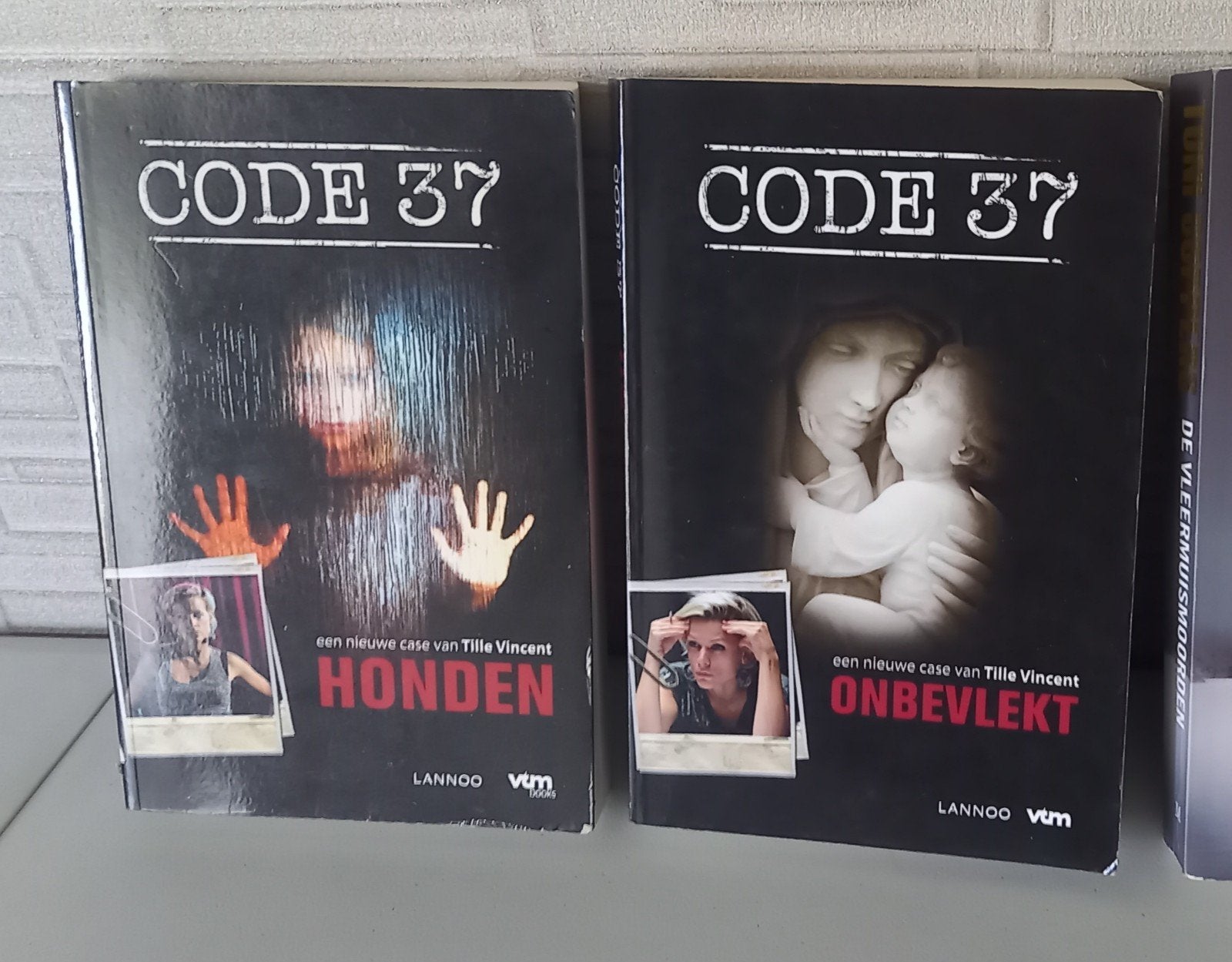 Boeken van CODE 37, Boeken, Ophalen of Verzenden