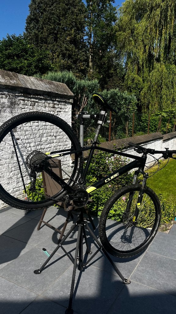 VTT Cube Noir, Autres marques, Enlèvement ou Envoi, 45 à 49 cm, Utilisé