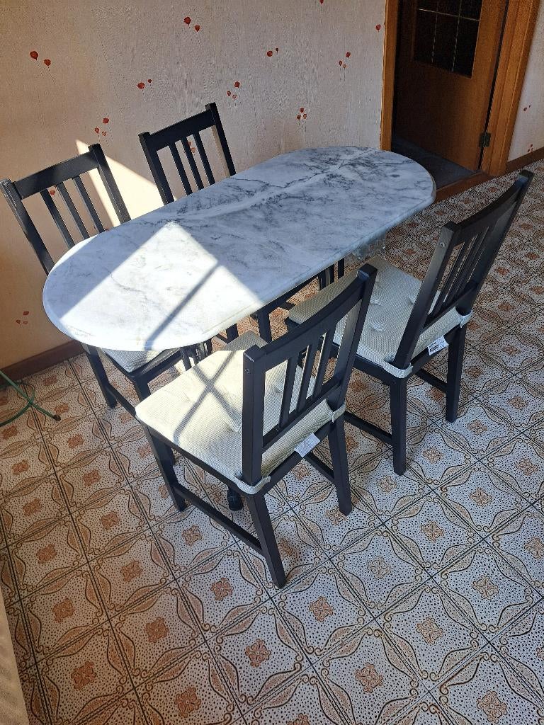 Table de cuisine marbre et fer forgé et 4 chaises, Maison & Meubles, 100 à 150 cm, Enlèvement, Utilisé, Autres matériaux
