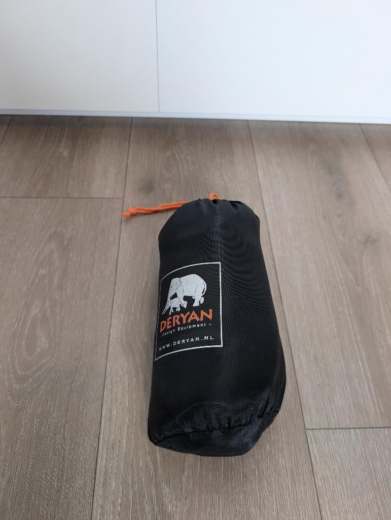 DERYAN AirTraveller vliegtuigbedje / reiskussen, Kinderen en Baby's, Ophalen, Zo goed als nieuw