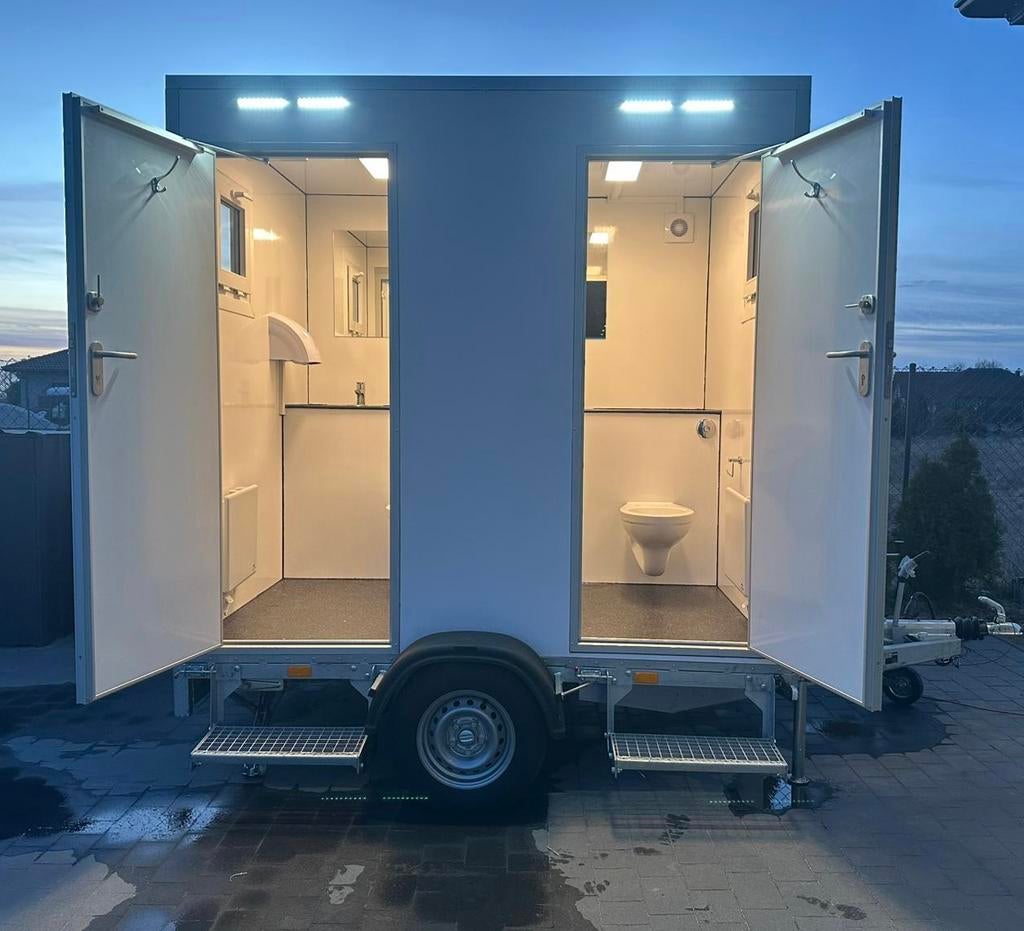 Te koop nieuwe toiletwagens 1-1 met vermalers € 12000 nieuw, Ophalen, Zo goed als nieuw