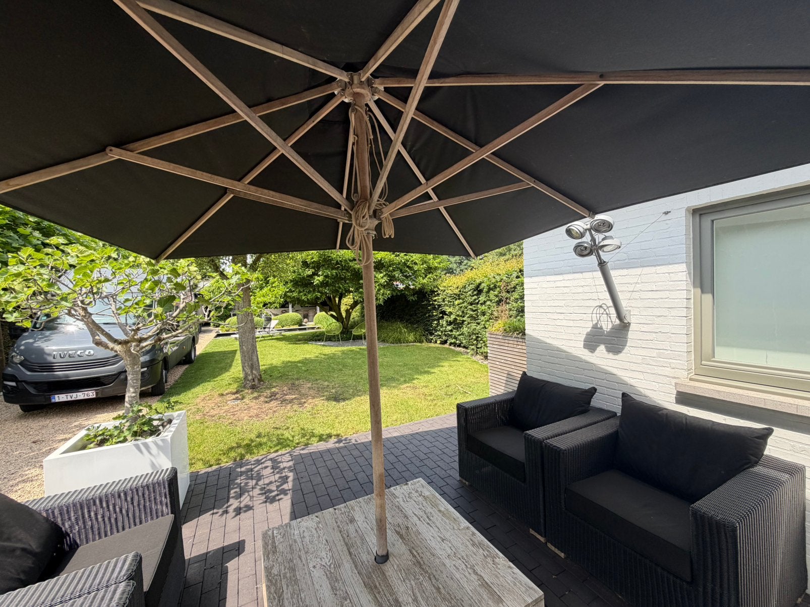 Vierkante teak parasol borek 3x3 met nieuwe zwarte doek, Jardin & Terrasse, Parasols, Enlèvement, Utilisé