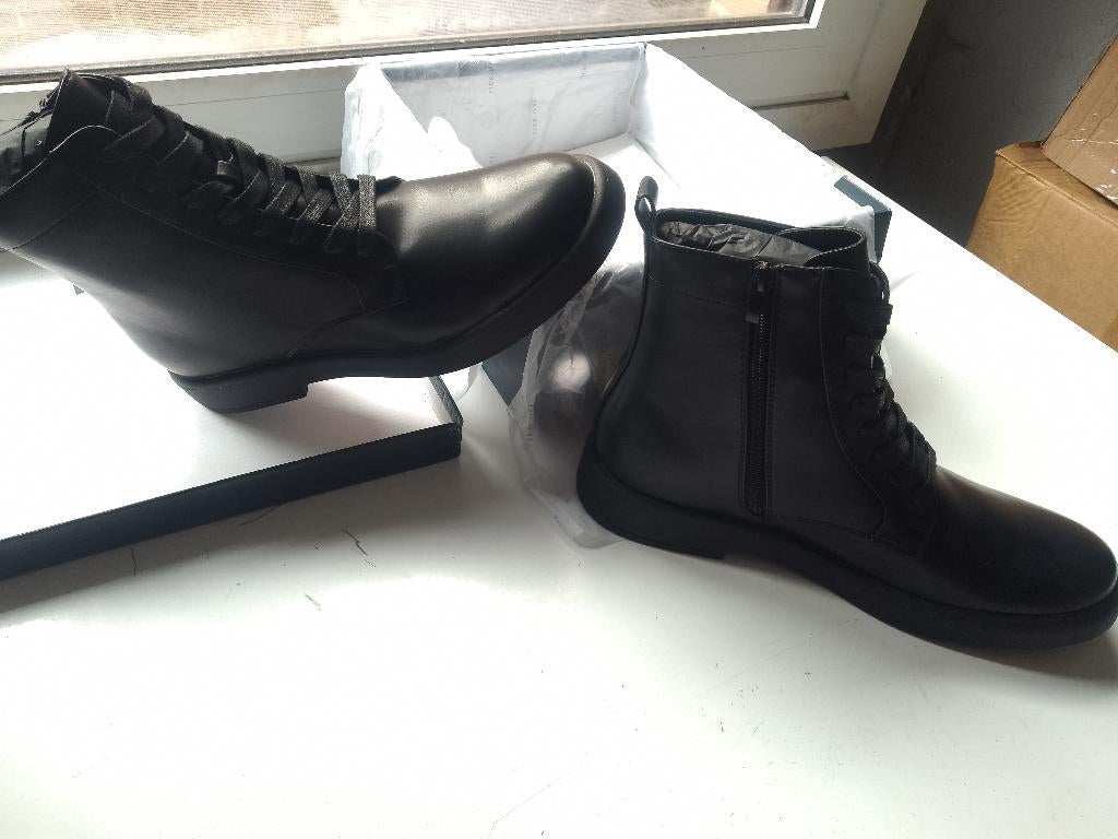 nieuw 45 bottines met rits pier one in doos, Vêtements | Hommes, Chaussures, Neuf, Bottes, Pier One, Noir