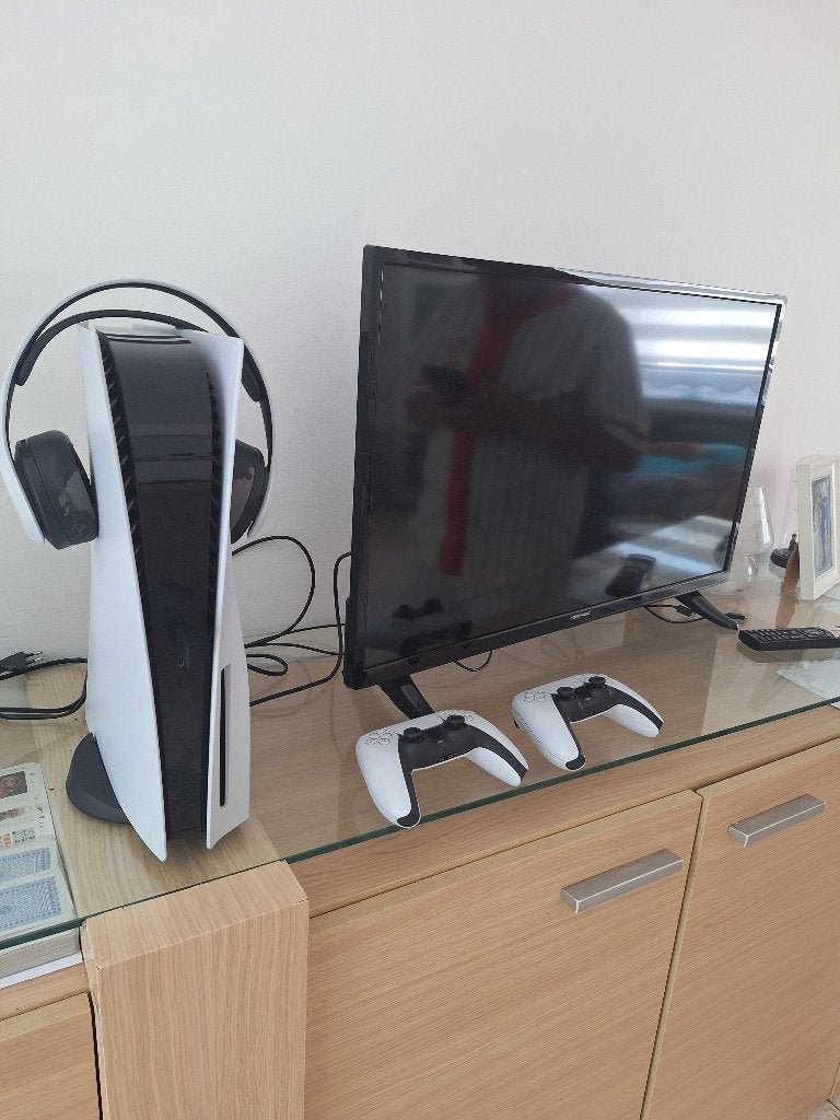 Playstation5 825go avec lecttur 2 manettes et Casque, Enlèvement, Comme neuf, Playstation 5