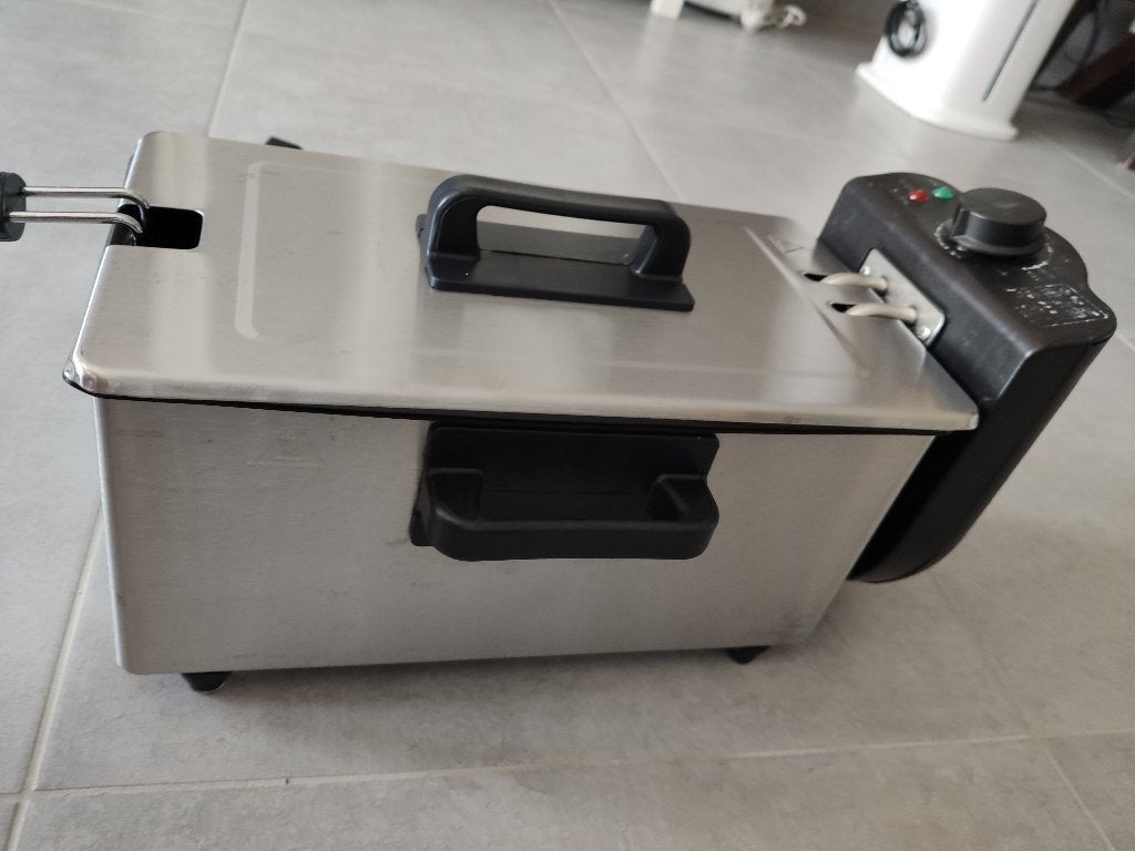 Friteuse électrique en inox – Entièrement démontable, Enlèvement, Utilisé