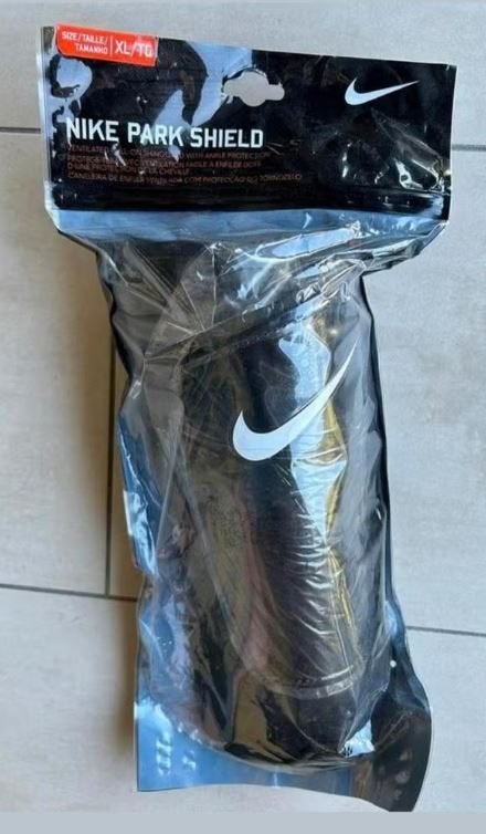 Nike beenbeschermers met enkelbescherming, Sport en Fitness, Maat XL, Ophalen of Verzenden, Nieuw, Overige typen
