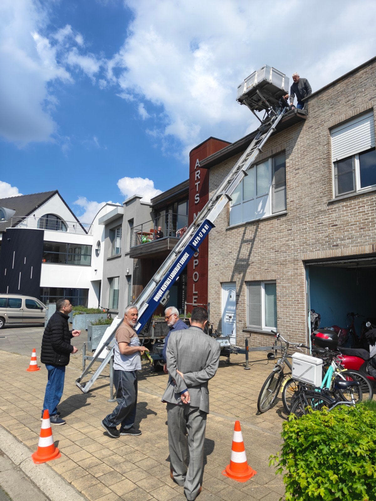 Ladderlift | Verhuislift | Treklift Te Huur Snel  Verhuizen, Ophalen, Nieuw, Ladder, Opvouwbaar of Inschuifbaar