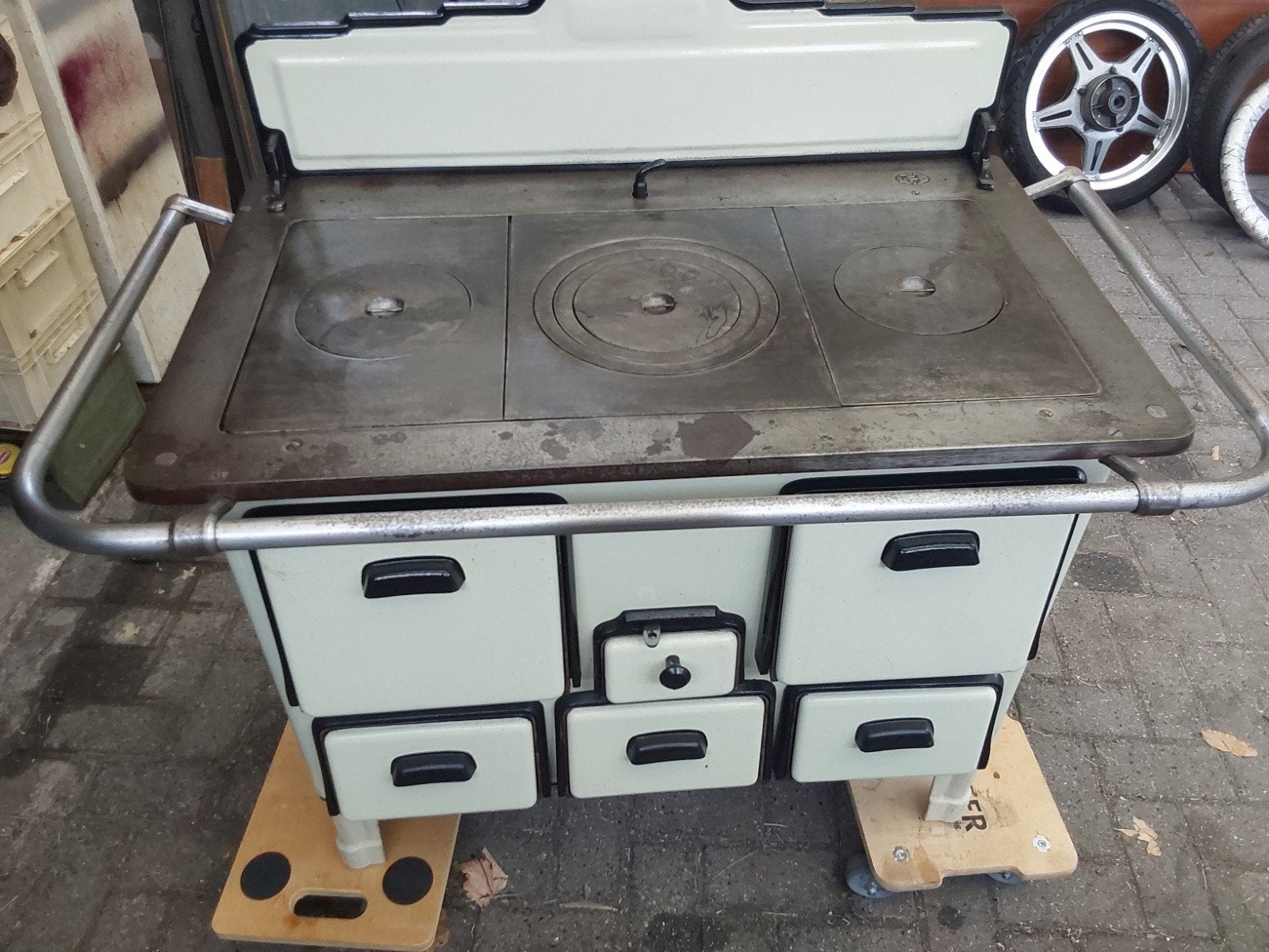 kolen + hout stoof + koken, Ophalen