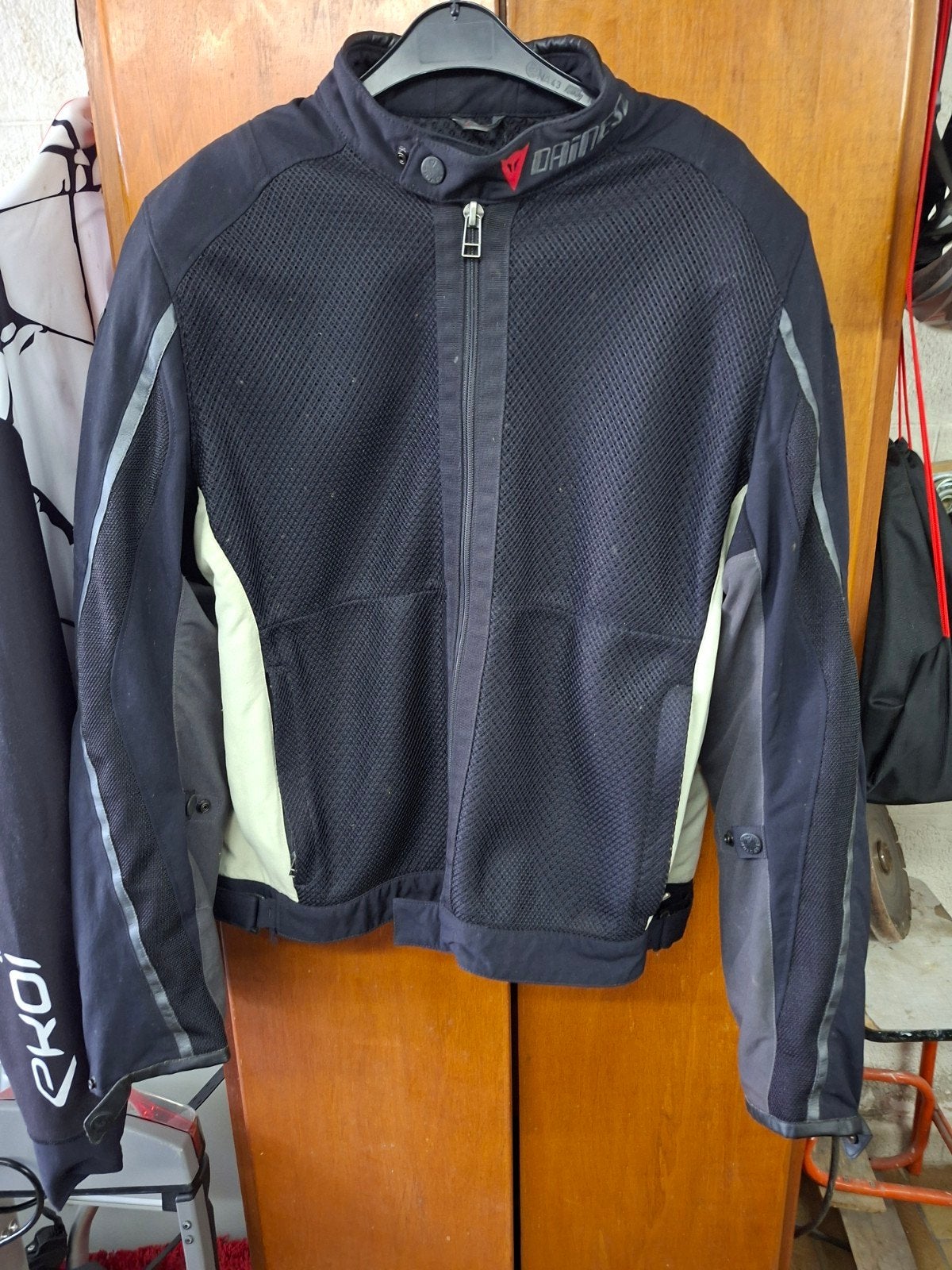 Veste dainese, Motos