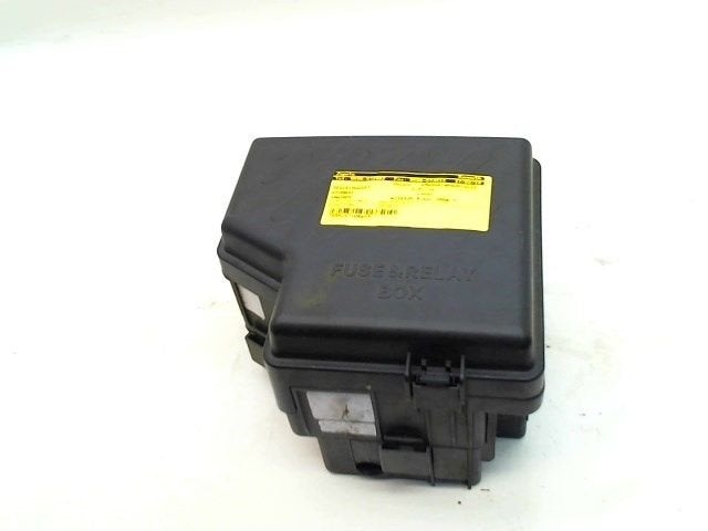 ZEKERINGKAST Hyundai Santa Fe II (CM) (01-2006/12-2012), Gebruikt, Hyundai