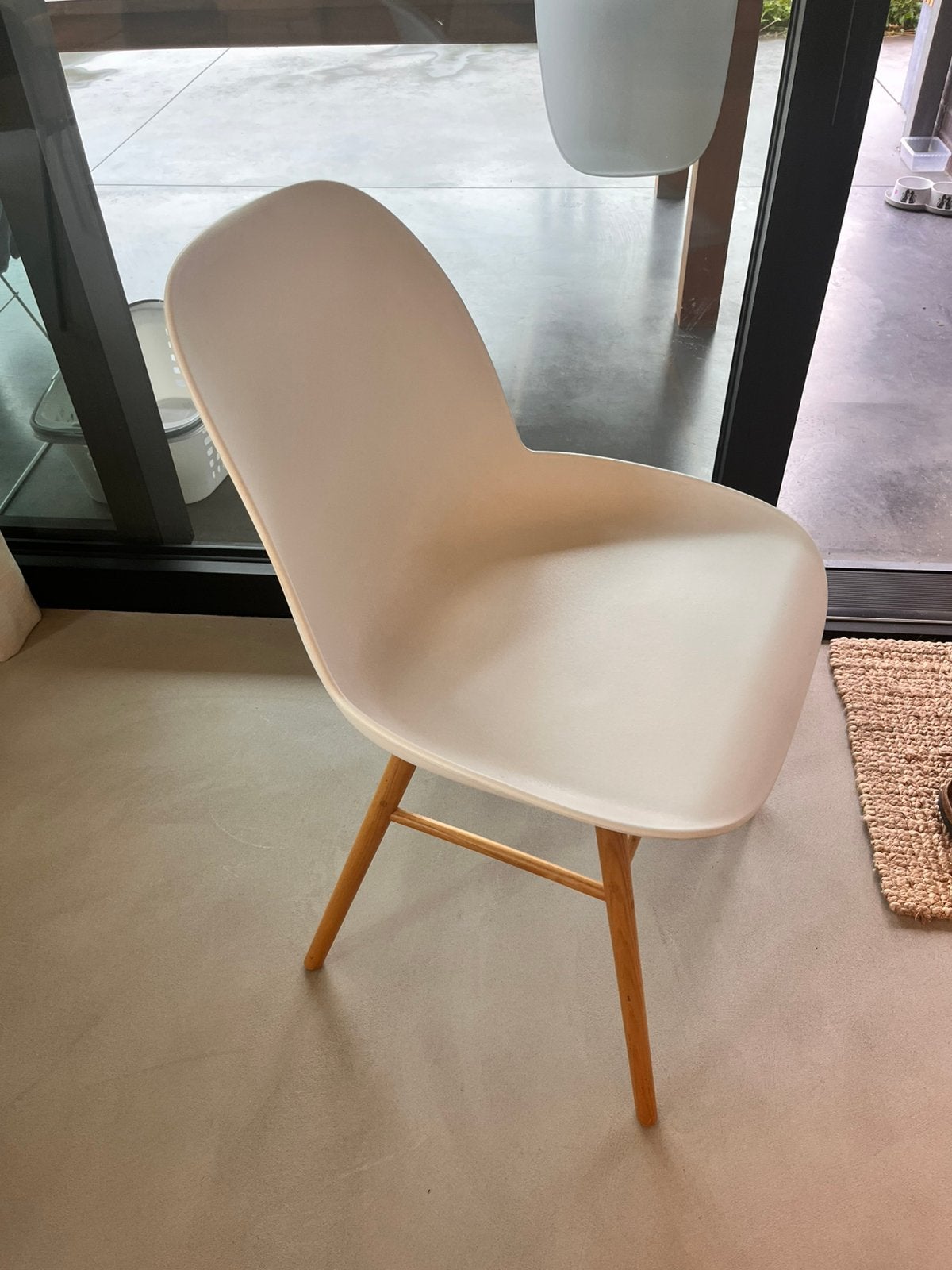 Albert Kuip stoelen 4 kopen en 2 gratis, Ophalen, Kunststof, Gebruikt, Wit
