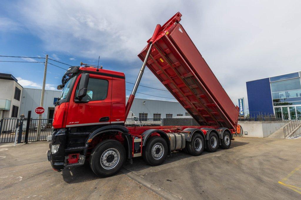 Mercedes-Benz AROCS 4745 L - 10x4 - 28 m3, Autos, Rouge, Achat, Euro 6, Entreprise