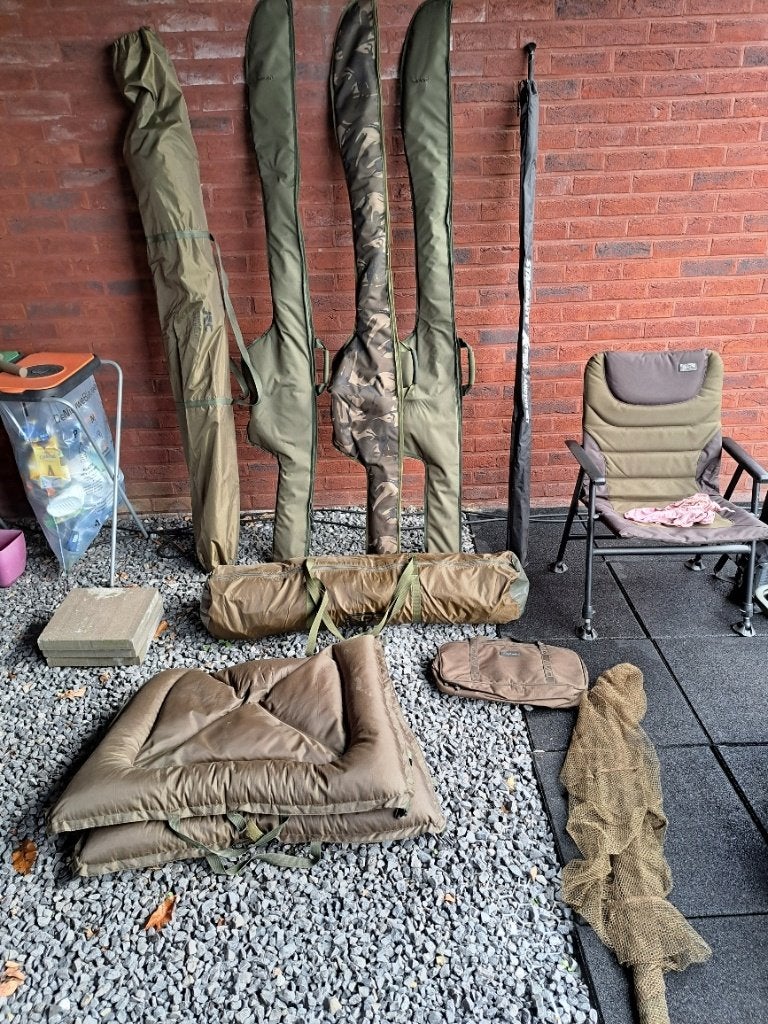 lot karper materiaal bivi/hengels/Delkim/rodpot..., Ophalen, Zo goed als nieuw, Molen