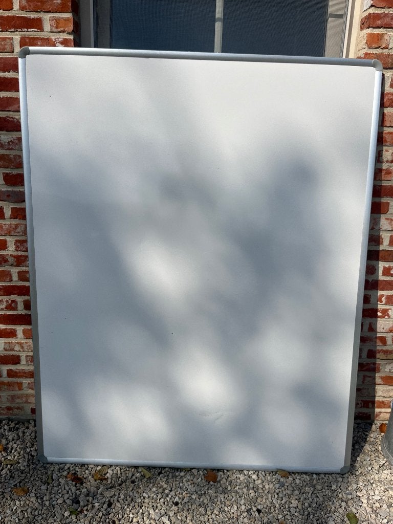 Tableau blanc magnétique 1,20 m x 1,50 m, Enlèvement, Utilisé, Tableau blanc
