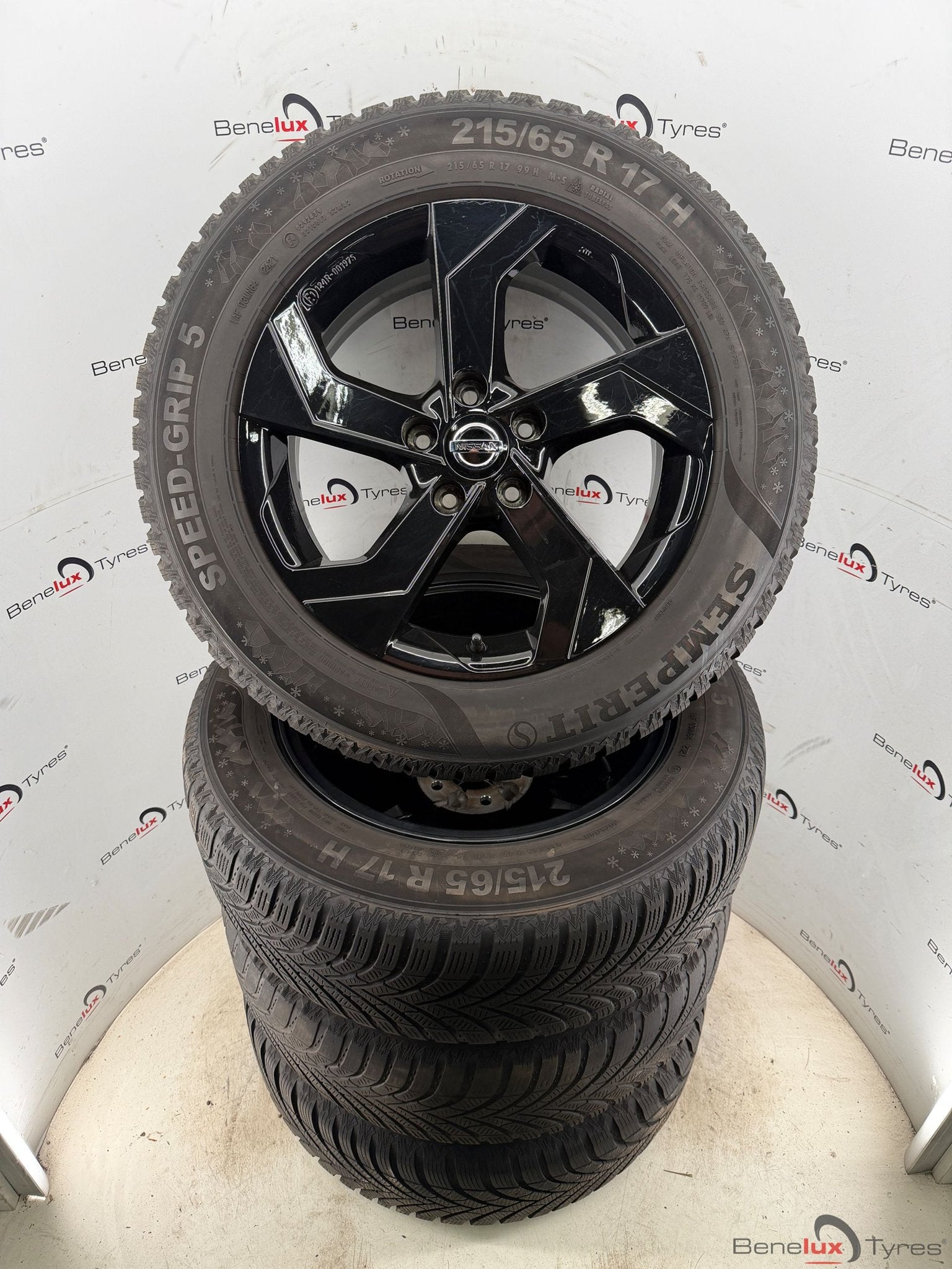 Nissan Qashqai Xtrail Juke Leaf Murano NV300 Fuga X-trail GT, Auto-onderdelen, -, -, Banden en Velgen, 17 inch