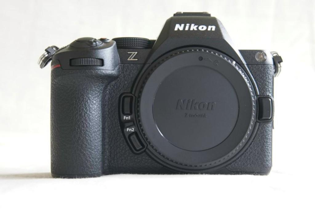 Nikon Z5 II als nieuw in doos, 2000 foto's, garantie, TV, Hi-fi & Vidéo, Appareils photo numériques, Sans zoom optique, Enlèvement ou Envoi