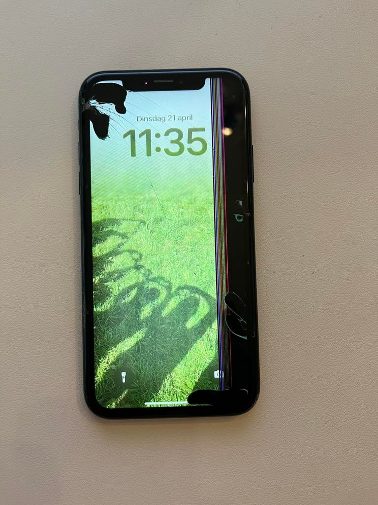 Iphone XR, 64 gb (extreme schade), Télécoms, Téléphonie mobile | Apple iPhone, Enlèvement ou Envoi, IPhone XR, Utilisé, 64 GB