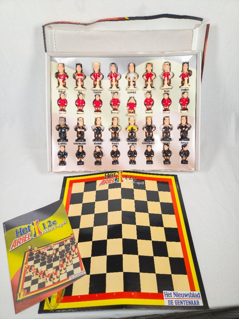 Schaakspel Rode Duivels - Het Ariel 12e Man-Spel (Euro 2000), Een of twee spelers, Ophalen, Zo goed als nieuw