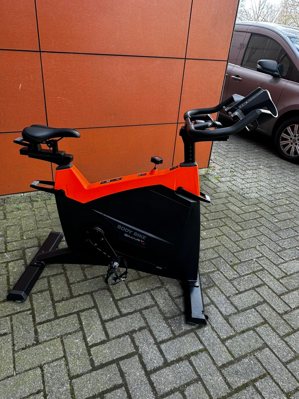 BODY BIKE SMART+ , Spinningbike, Enlèvement, Comme neuf