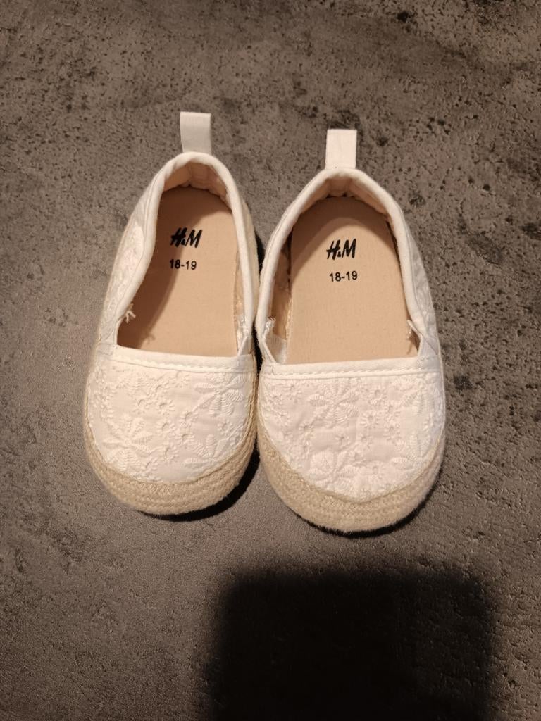 Nieuwe schoentjes maat 18/19, Kinderen en Baby's, Babykleding | Schoentjes en Sokjes, Schoentjes, Jongetje of Meisje, H&M, Nieuw