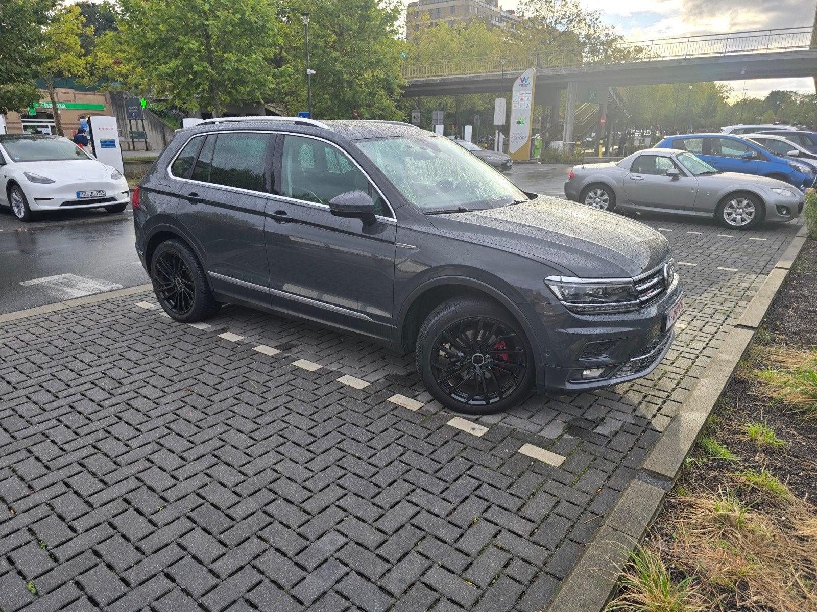 Volkswagen Tiguan. Full Options, Auto's, Automaat, Particulier, Zilver of Grijs, Te koop