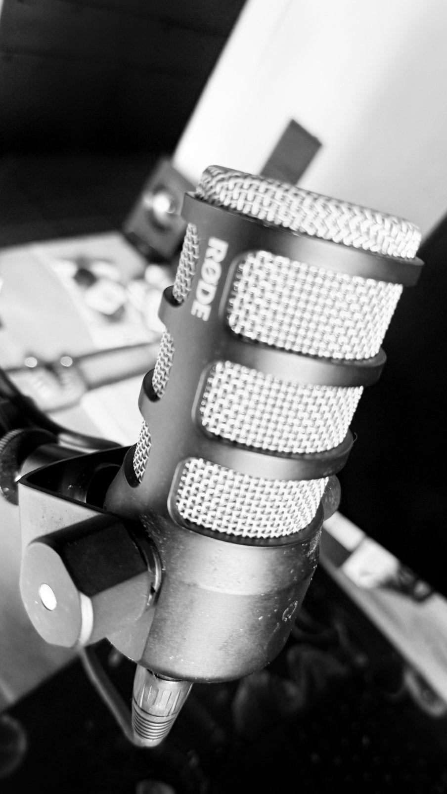 Rode podcast mic, Muziek en Instrumenten, Ophalen, Zo goed als nieuw