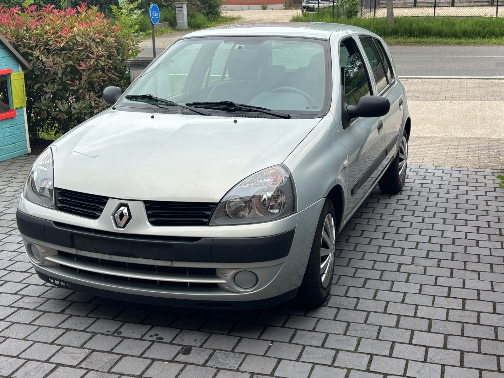 Renault Clio - 1.4 Benzine - automaat, Autos, Achat, 5 portes, Automatique, Particulier